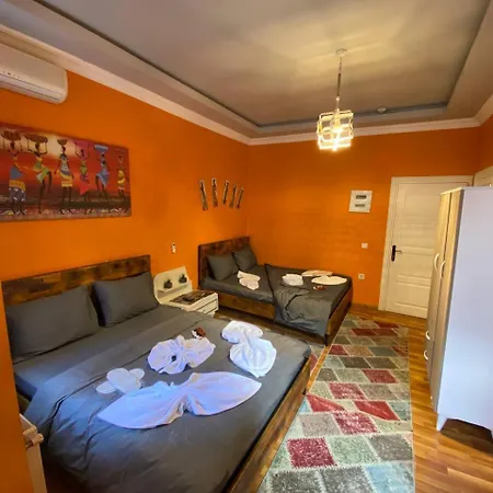 Pandora Taksim